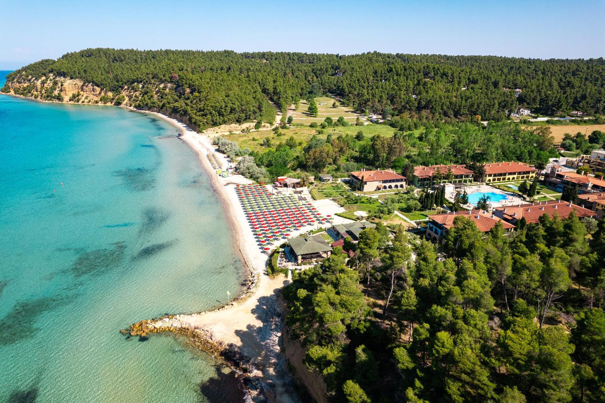 Simantro Resort Sani  Exterior foto Aerial view of the resort