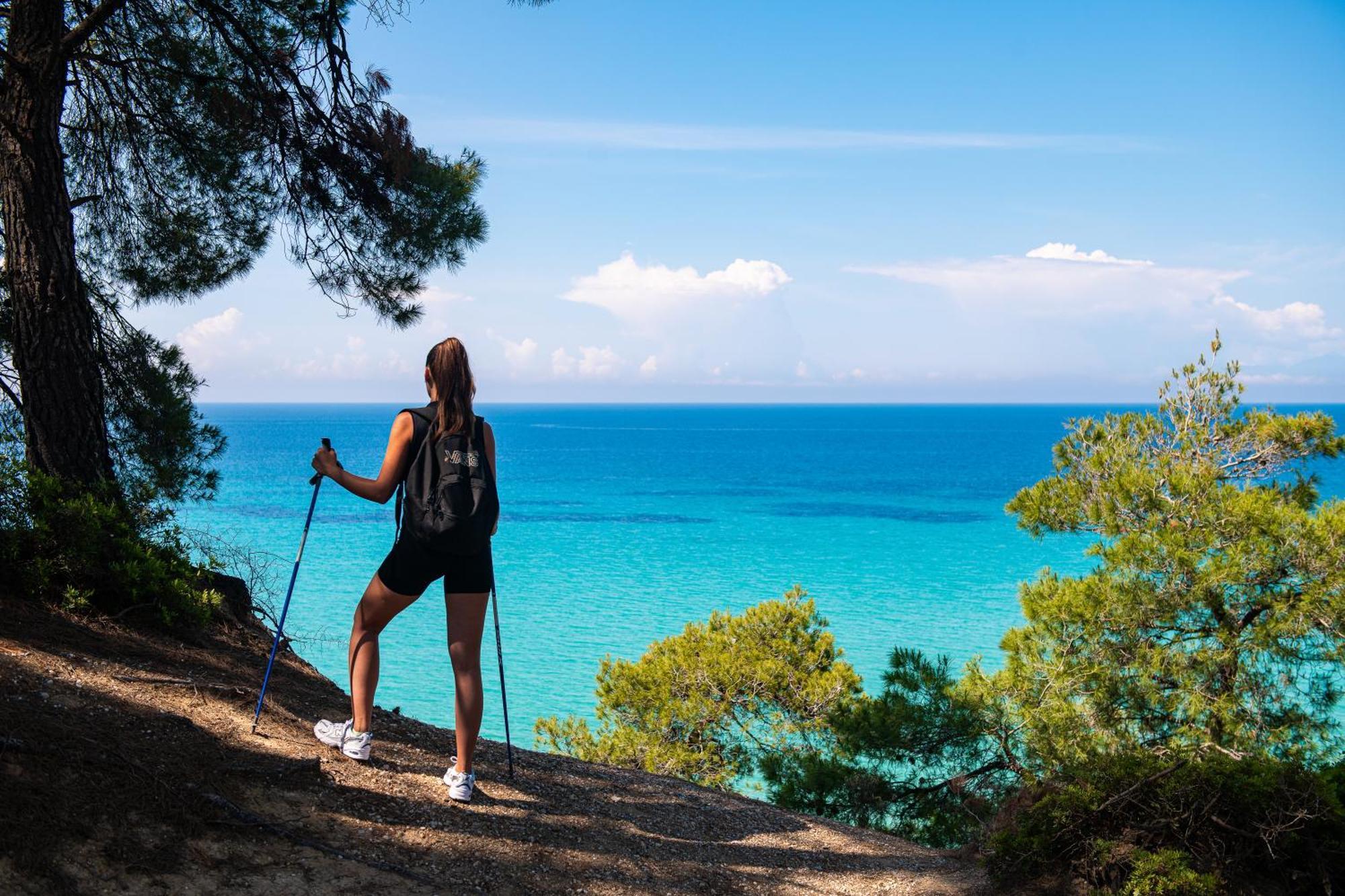 Simantro Resort Sani  Exterior foto Hiking in Crete
